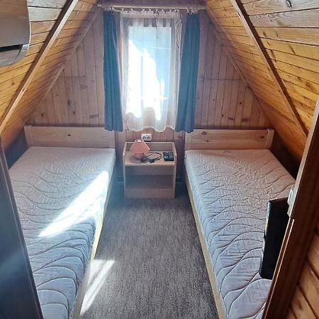 Keri Apartman Mosonmagyaróvár Екстериор снимка