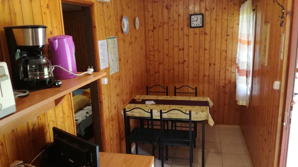 Keri Apartman Mosonmagyaróvár Екстериор снимка