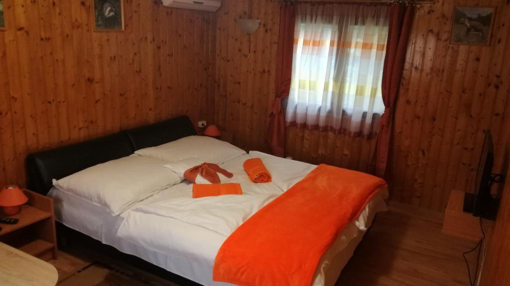 Keri Apartman Mosonmagyaróvár Екстериор снимка